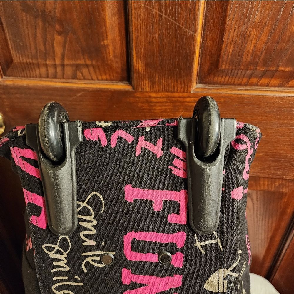 Nice Vintage Victoria Secret Wheelie Luggage Carry On - Picture 4 of 15